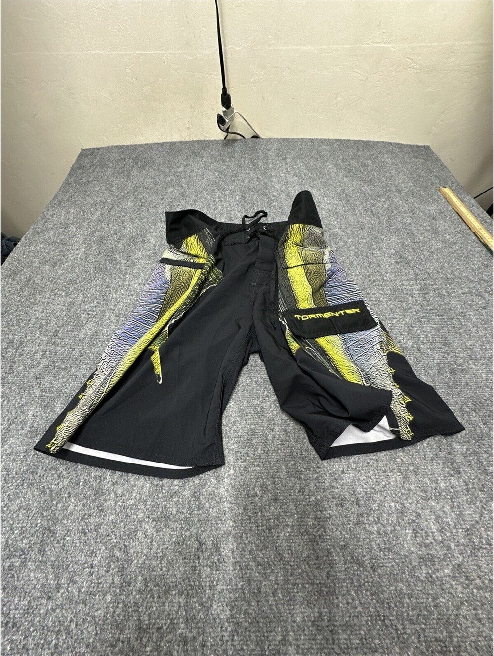 Tormenter Swim Shorts Mens 34 Black Fish Print Graphic Board Shorts Fishing